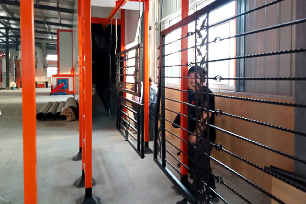 江蘇固格瀾柵護(hù)欄噴涂設(shè)備